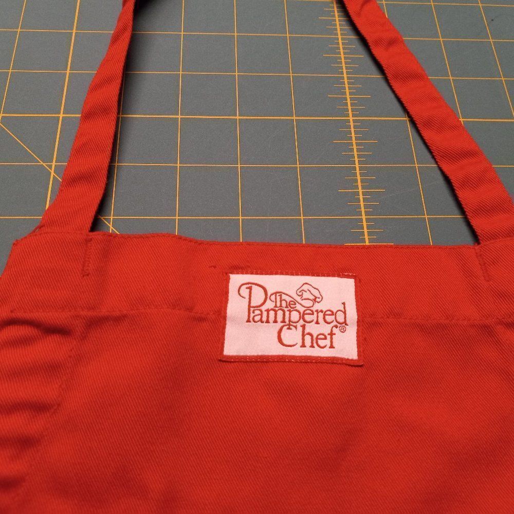 Pampered Chef Childs Apron - Picture 2 of 4